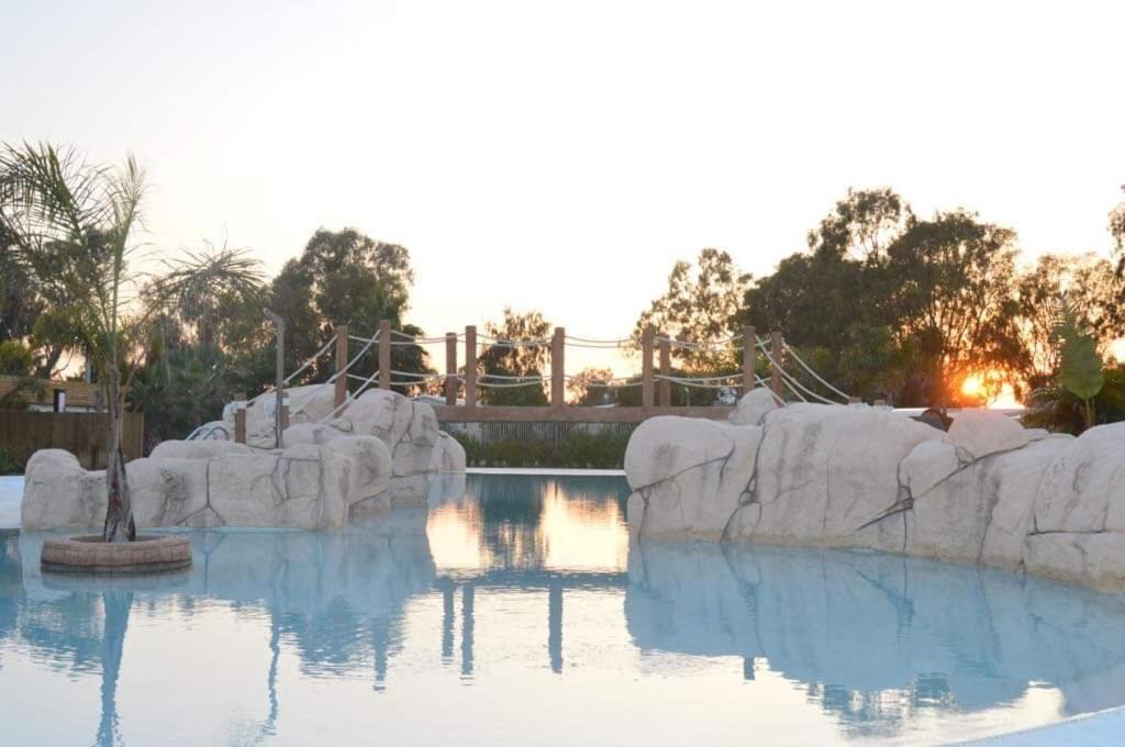 Camping Gavina Creixell Exterior foto